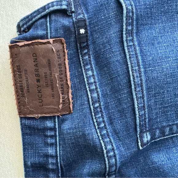 Lucky Brand Men's Dark Blue Straight Jeans - Picture 4 of 4